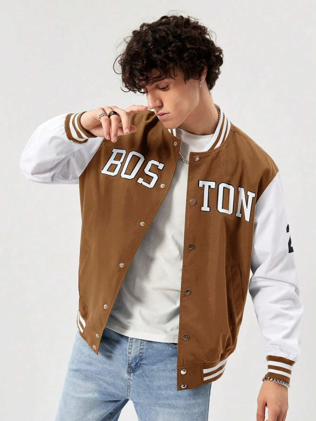 Manfinity Athprep Loose Fit Men'S Letter Graphic Striped Trim Varsity Jacket