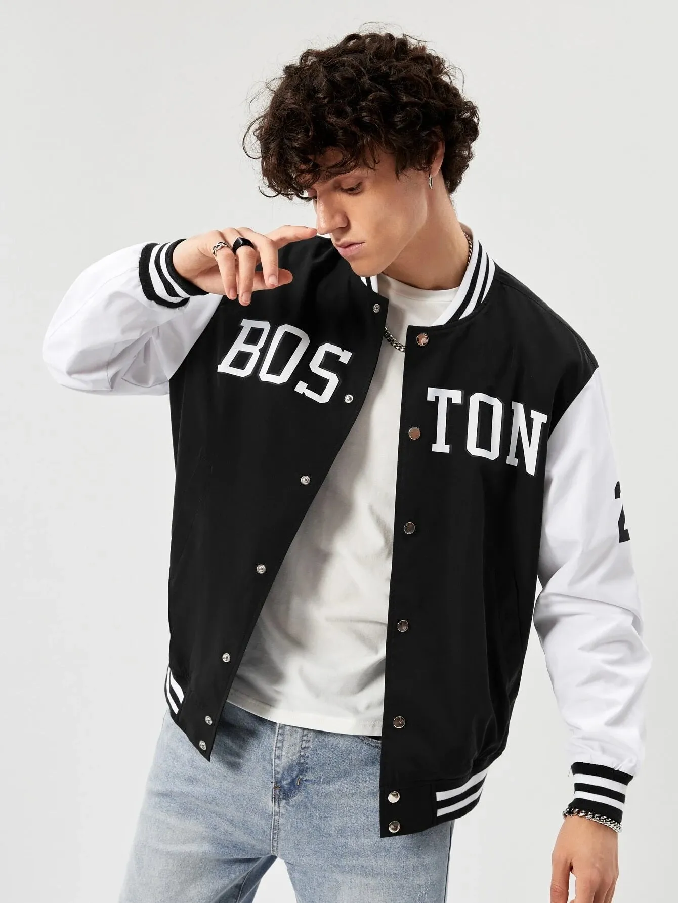 Manfinity Athprep Loose Fit Men'S Letter Graphic Striped Trim Varsity Jacket