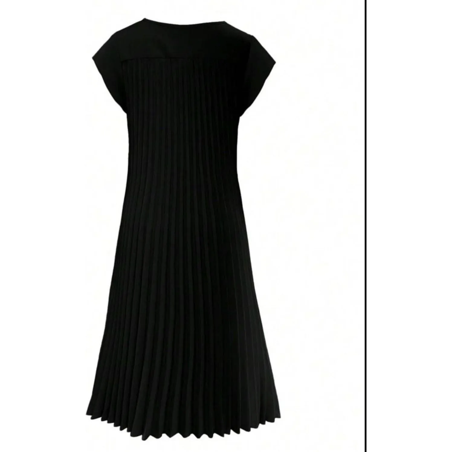 O-Neck sleeveless pleated elegant dress.