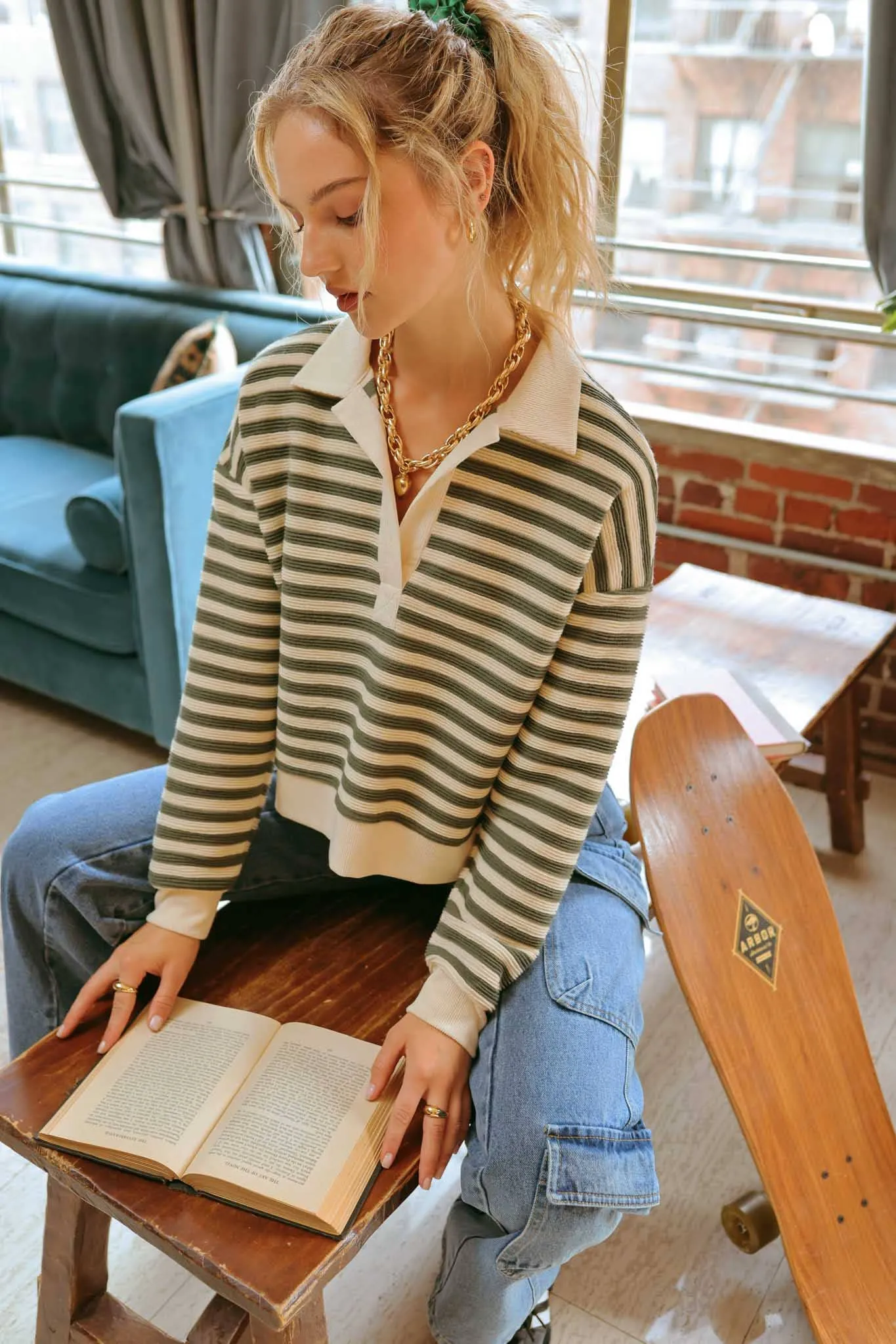 STRIPED COLLARED LONG SLEEVE POLO KNIT TOP