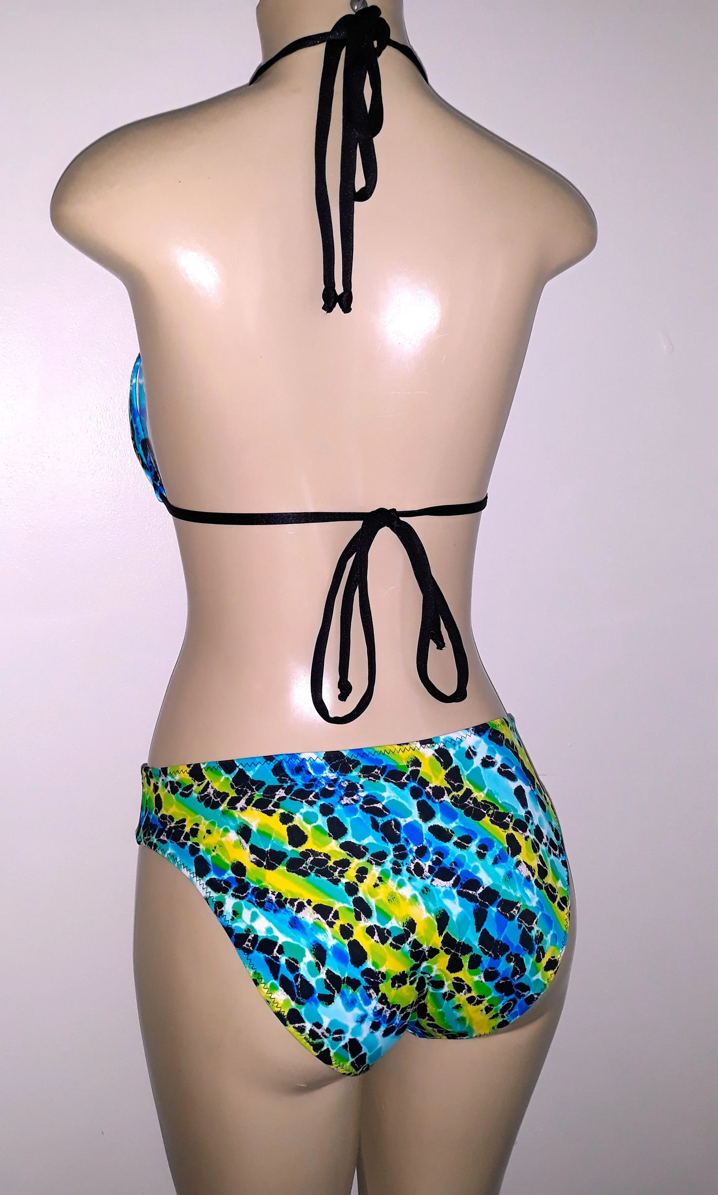 Triangle Swimwear Top. Timeless Bikini Bottom